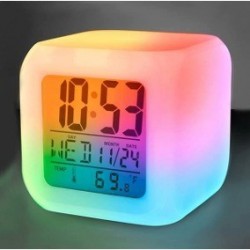 RELOJ DIGITAL C/LUZ CUBO 021